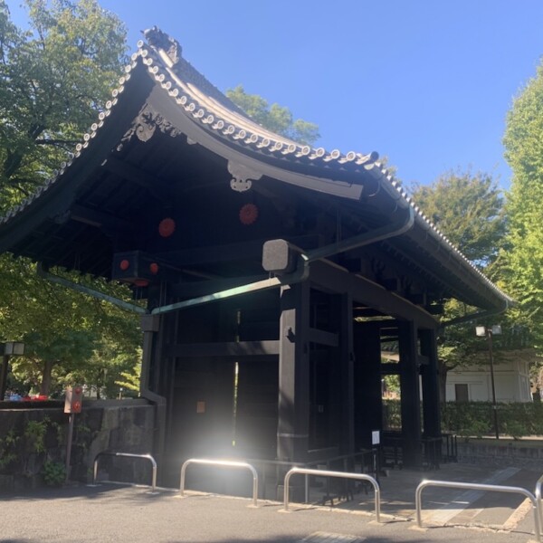 寛永寺 旧本坊表門 (黒門)